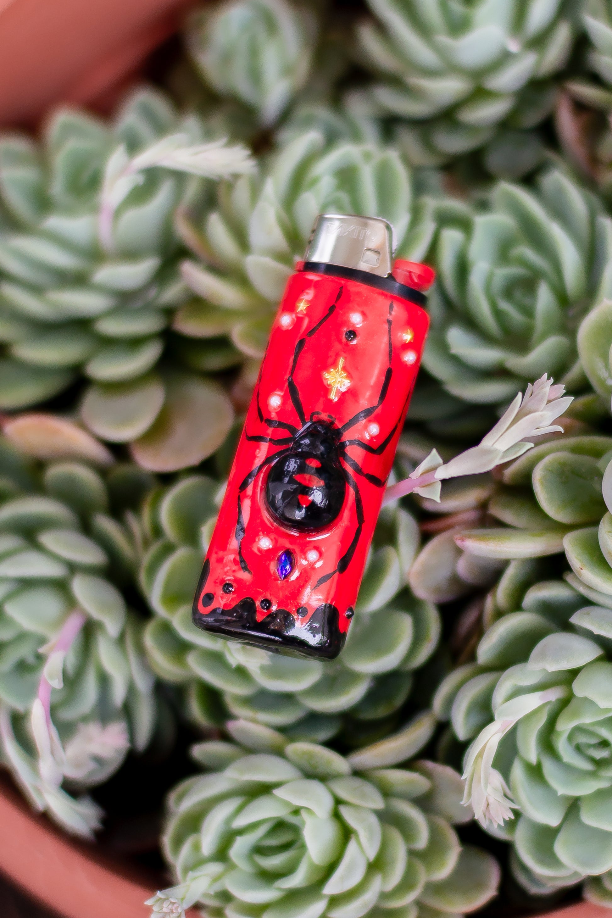 Schwarze Wittwe Feuerzeug Case