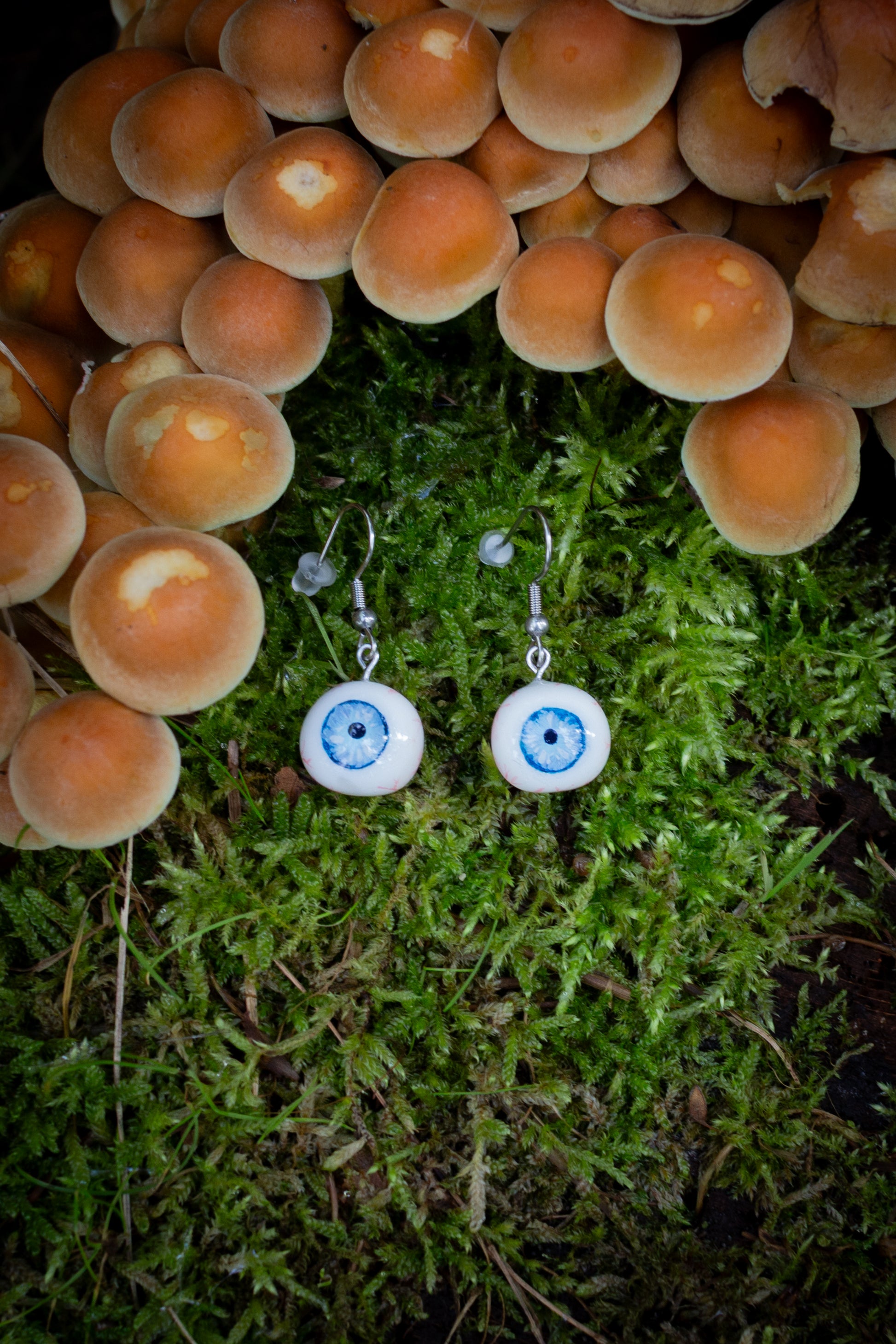 Eyeball Earrings (Blue)