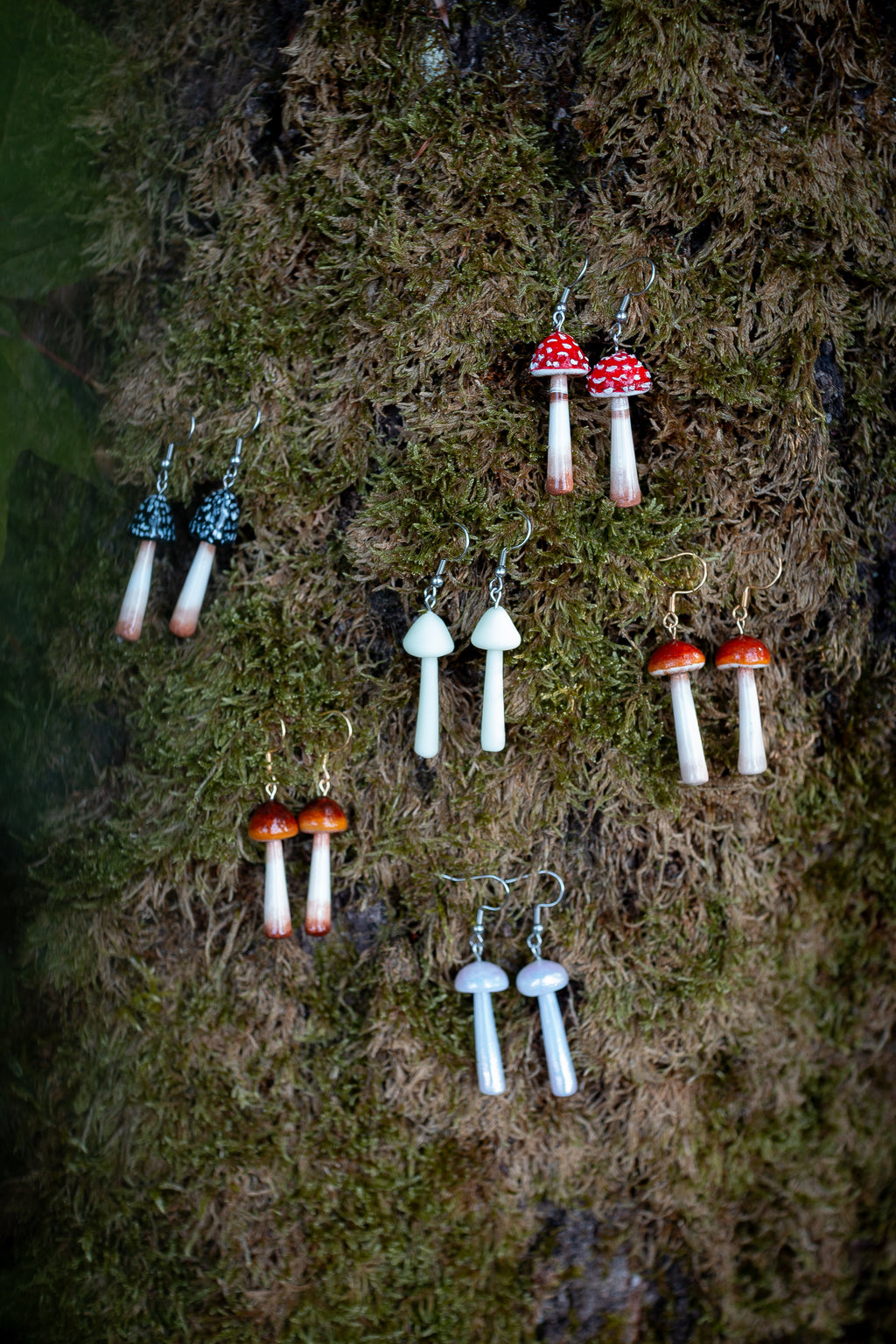 Magpie Inkcap Mushroom Earrings (Coprinopsis Picacea)