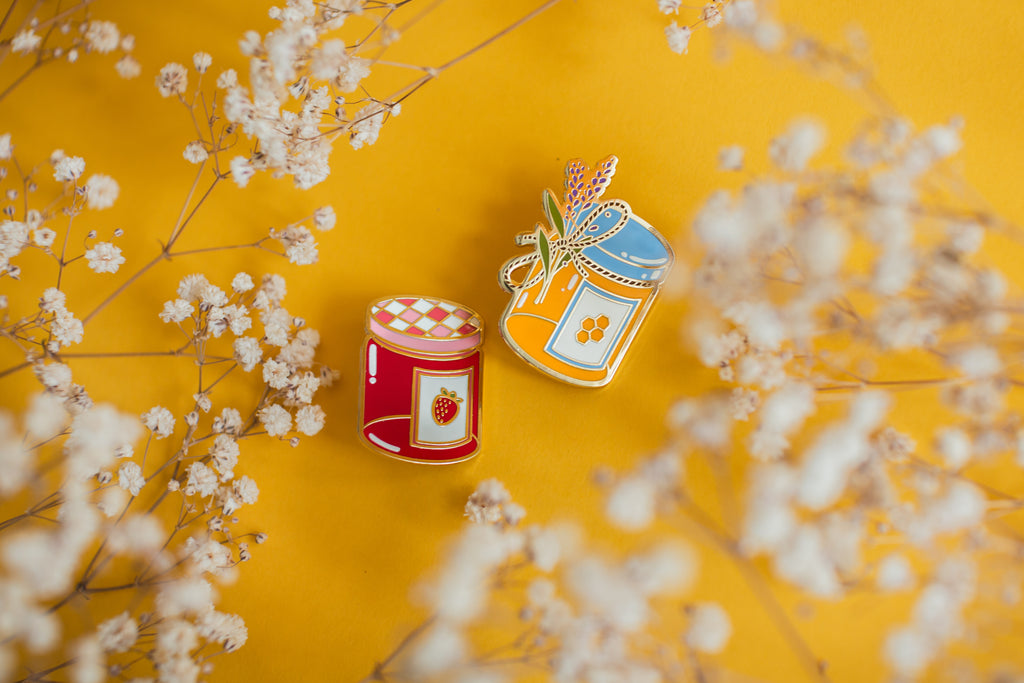 Honey Jar Hard Enamel Pin 🍯